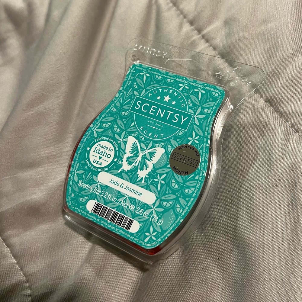 Jade & Jasmine Scented Wax Bar